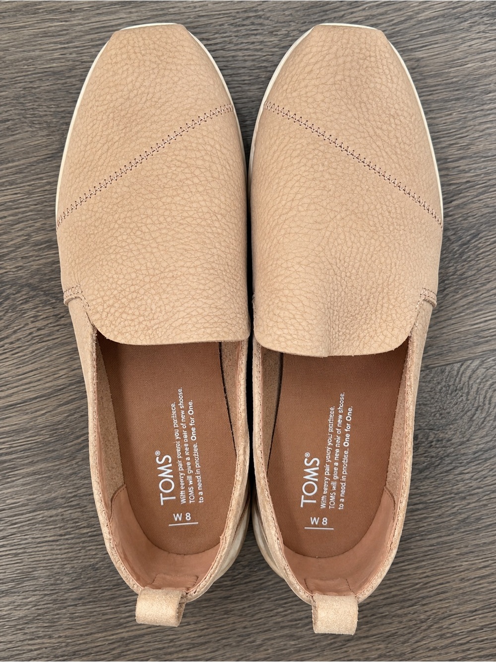 BNWOT TOMS Beige Taupe Slip-On Shoes Women’s Size 8